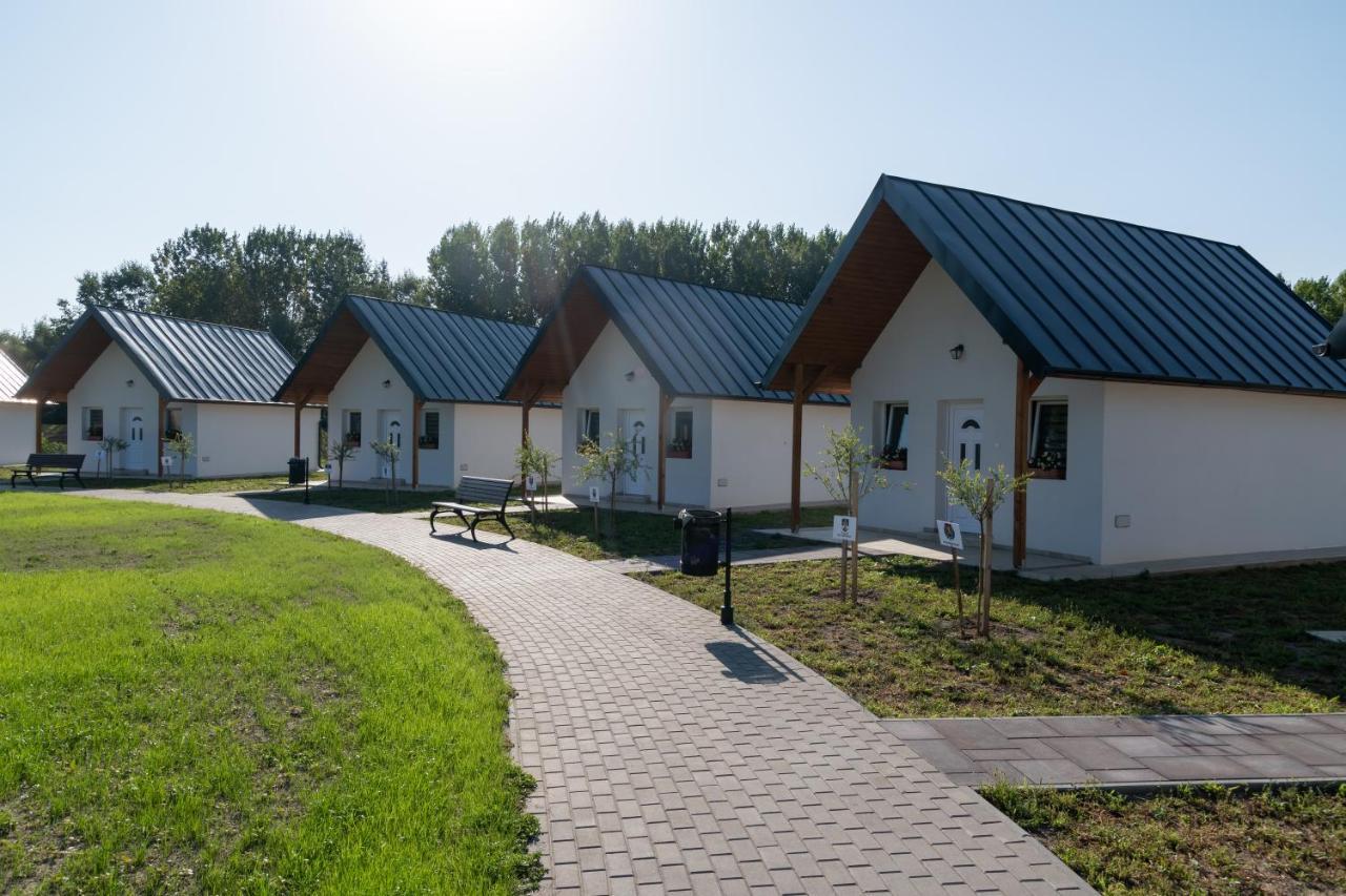 Fueloep A Golya Vizitabor A Bodrog Folyon Apartment