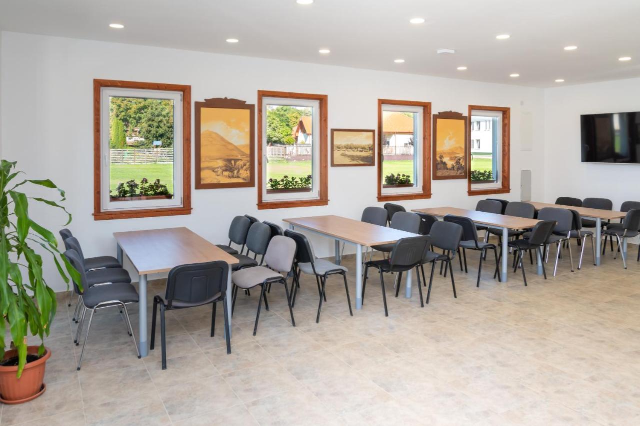 Fueloep A Golya Vizitabor A Bodrog Folyon Apartment Bodrogkeresztur
