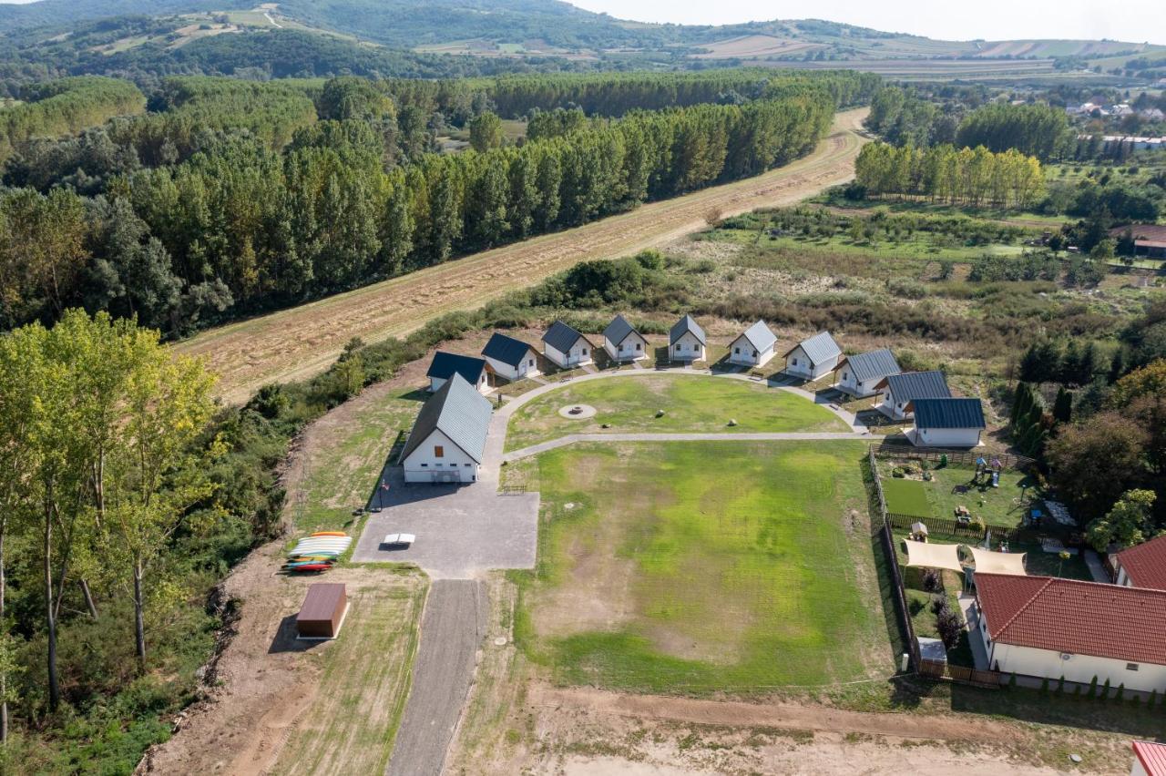 Apartment Fueloep A Golya Vizitabor A Bodrog Folyon Bodrogkeresztur